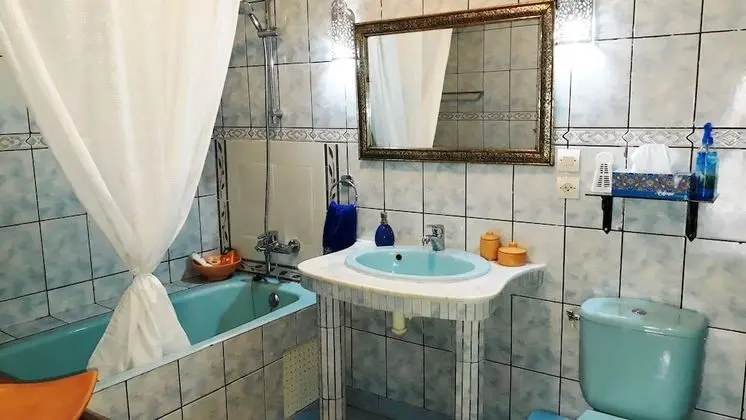 Comfort Tek Büyük Yataklı Oda, Bahçe Manzaralı (Bleuet)