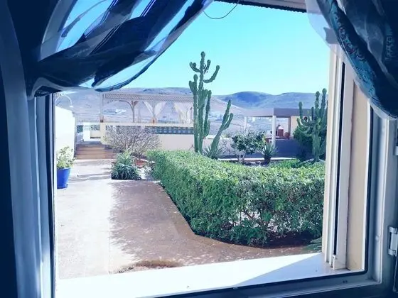 Comfort Tek Büyük Yataklı Oda, Bahçe Manzaralı (Bleuet)