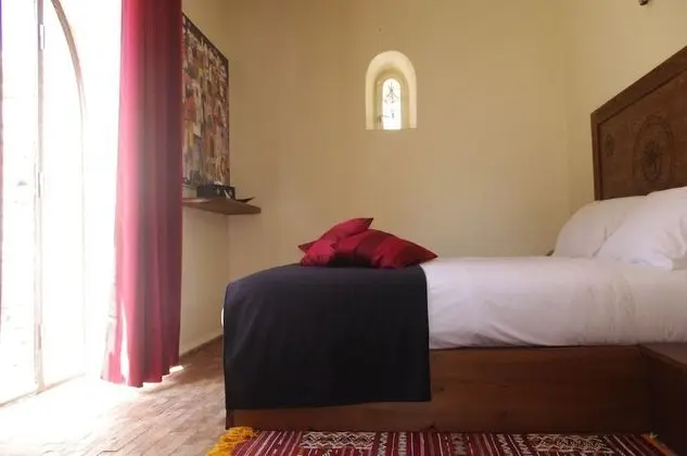 Deluxe Tek Büyük Yataklı Oda, 1 Yatak Odası, Veranda, Bahçe Manzaralı