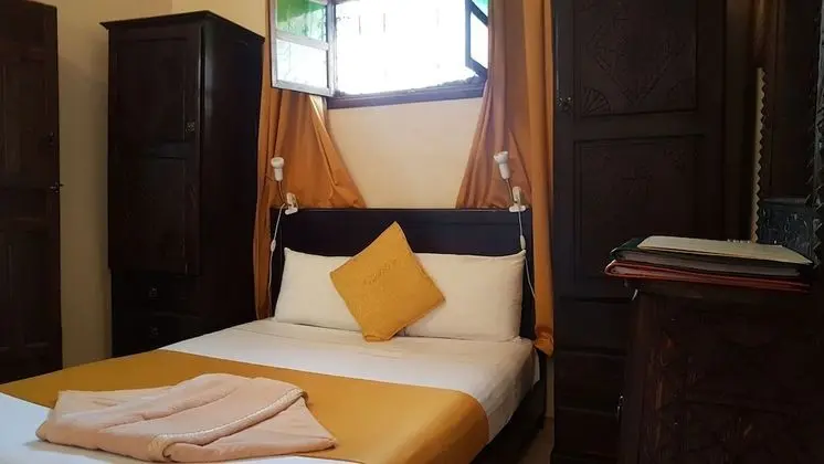 Comfort Tek Büyük Yataklı Oda