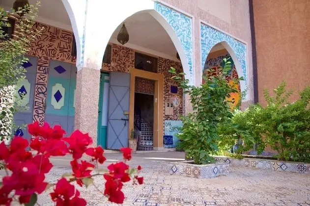 Basic Tek Büyük veya İki Ayrı Yataklı Oda