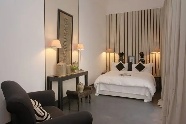 Classic Tek Büyük Yataklı Oda