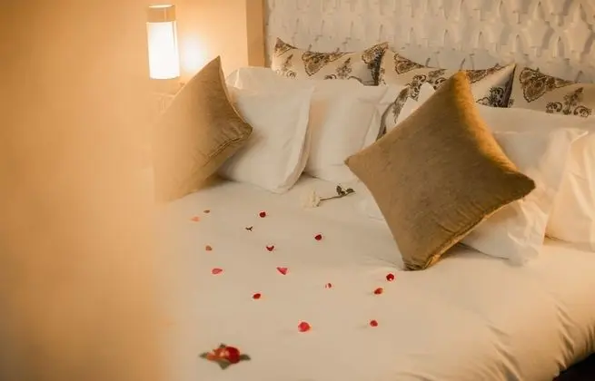 Junior Süit, Sigara İçilmez