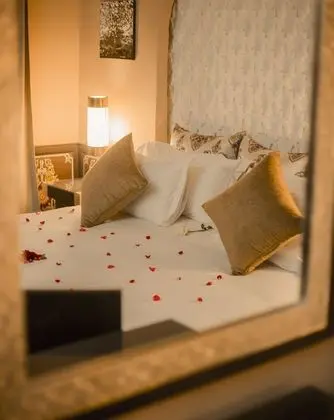 Junior Süit, Sigara İçilmez