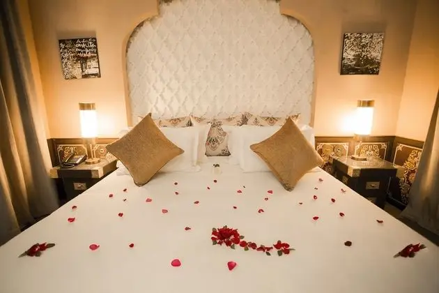 Junior Süit, Sigara İçilmez