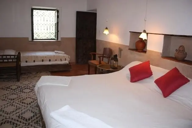 Üç Kişilik Oda