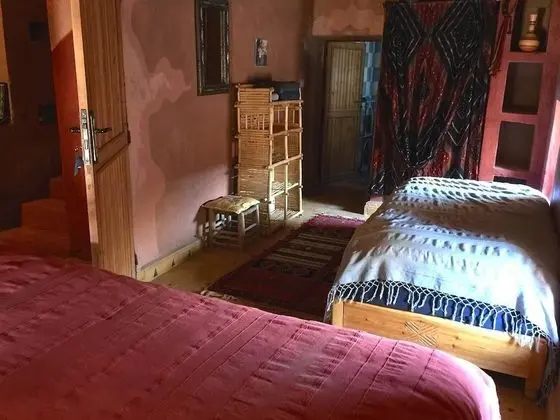 Üç Kişilik Oda, Birden Çok Yatak