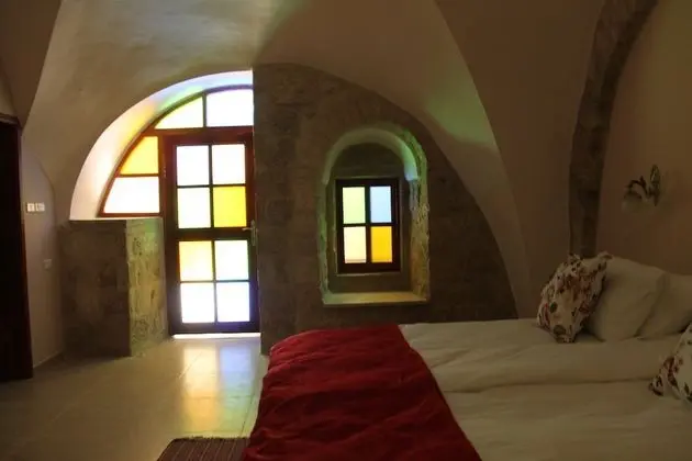 Luxury Üç Kişilik Oda (The Horse Room / Ghorfet El-faras)