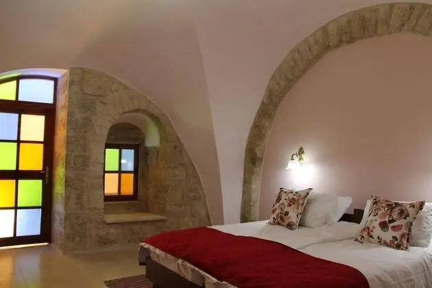Luxury Üç Kişilik Oda (The Horse Room / Ghorfet El-faras)