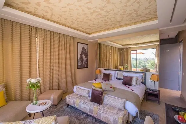 Deluxe Oda, Bahçe Manzaralı, Havuz Kenarı