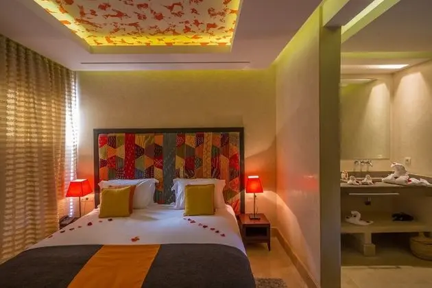 Deluxe Oda, Bahçe Manzaralı, Havuz Kenarı