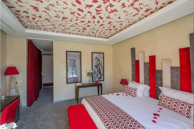 Deluxe Oda, Bahçe Manzaralı, Havuz Kenarı