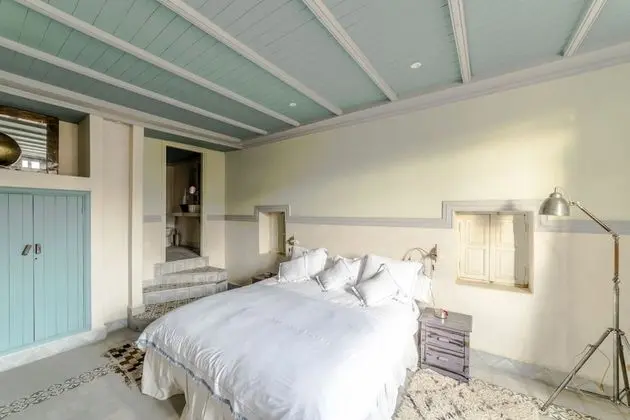 Deluxe Tek Büyük Yataklı Oda, Banyolu/Duşlu