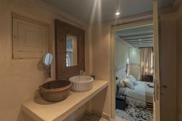 Deluxe Tek Büyük Yataklı Oda, Banyolu/Duşlu