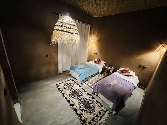 Tek Büyük veya İki Ayrı Yataklı Oda