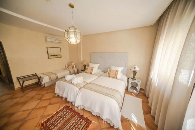 Traditional İki Ayrı Yataklı Oda (Ksar Mazaj)