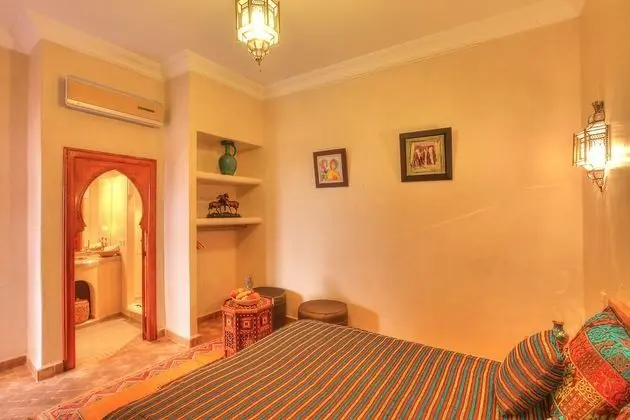 Üç Kişilik Oda