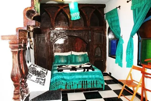 Standard Tek Büyük Yataklı Oda