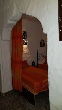 Üç Kişilik Oda (Chahrayar)