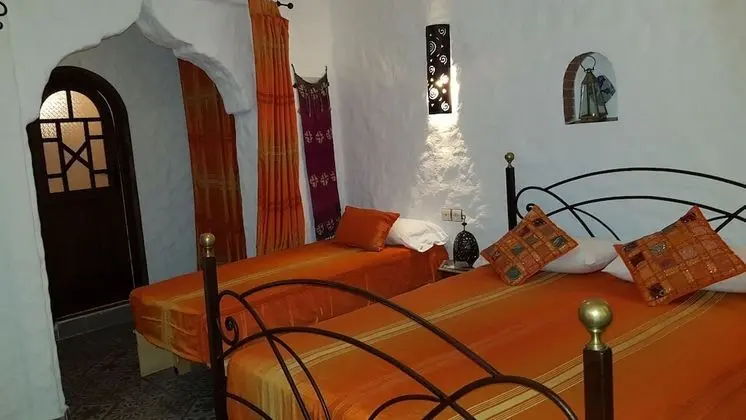 Üç Kişilik Oda (Chahrayar)