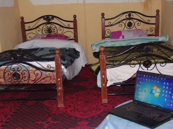 Basic Tek Büyük Yataklı Oda