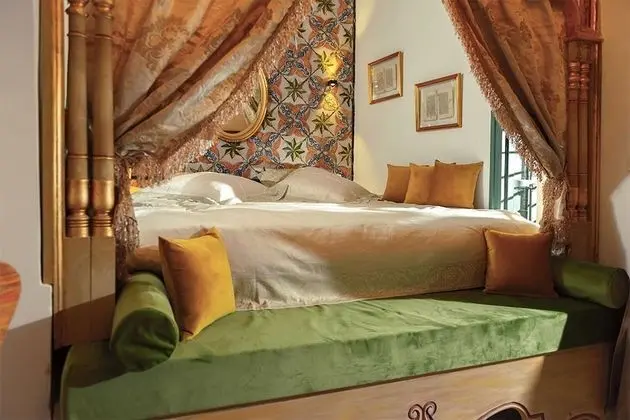 Comfort Tek Büyük Yataklı Oda, 1 Büyük (Queen) Boy Yatak (Sophie)