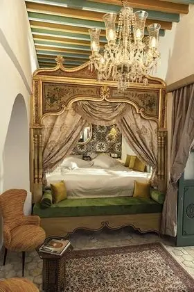 Comfort Tek Büyük Yataklı Oda, 1 Büyük (Queen) Boy Yatak (Sophie)