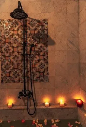Tek Büyük Yataklı Oda (Zyne)