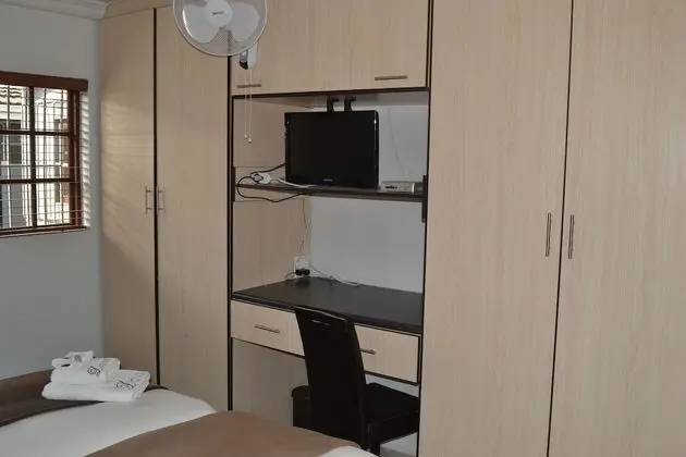 Standard Tek Büyük Yataklı Oda