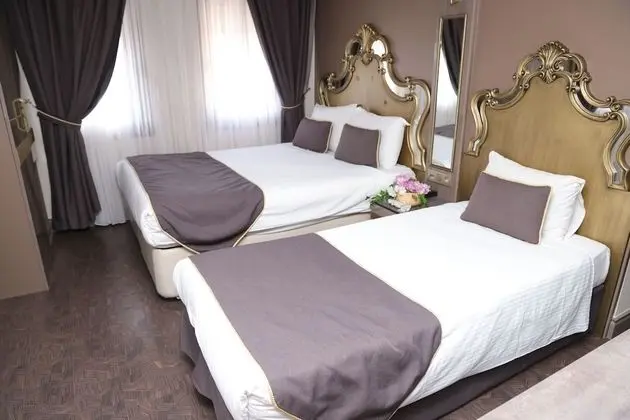 Standard Üç Kişilik Oda