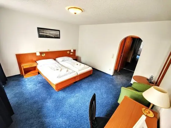 Tek Büyük Yataklı Oda