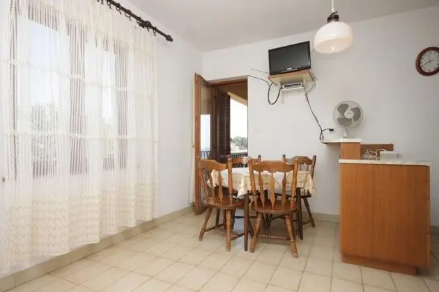 Apart Daire (DaRi - 70m from Sea - A3(3+1))