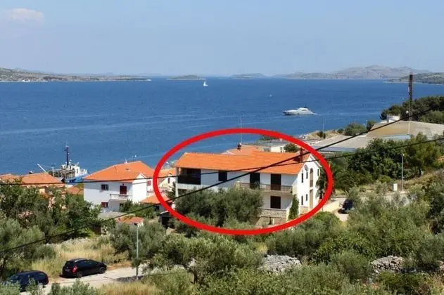 Apart Daire (DaRi - 70m from Sea - A3(3+1))
