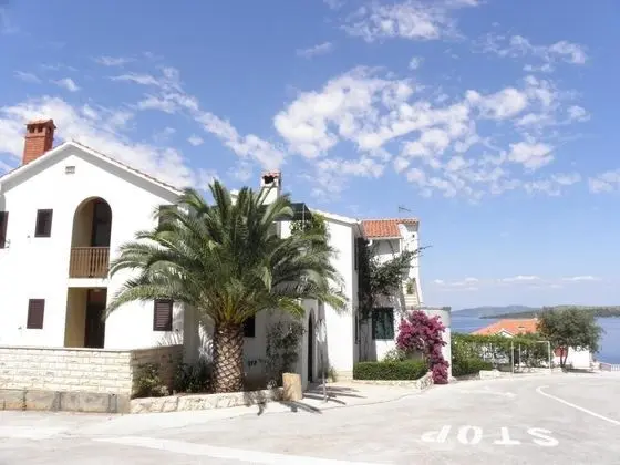 Apart Daire (DaRi - 70m from Sea - A3(3+1))