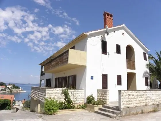 Apart Daire (DaRi - 70m from Sea - A3(3+1))