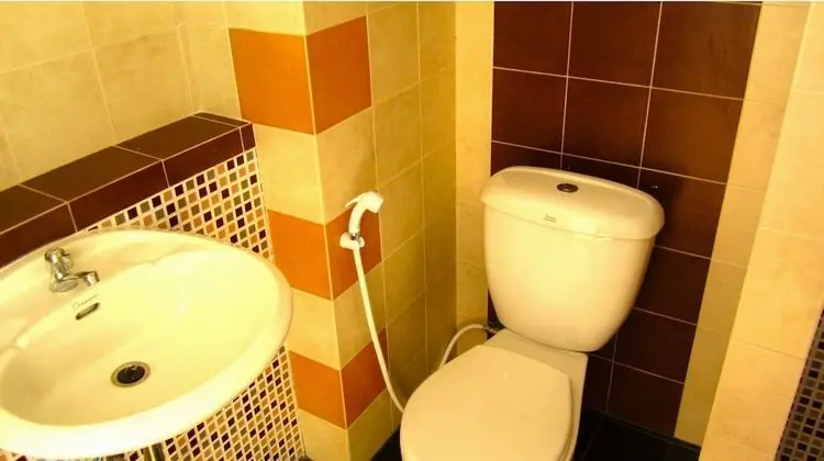 Basic Tek Büyük veya İki Ayrı Yataklı Oda