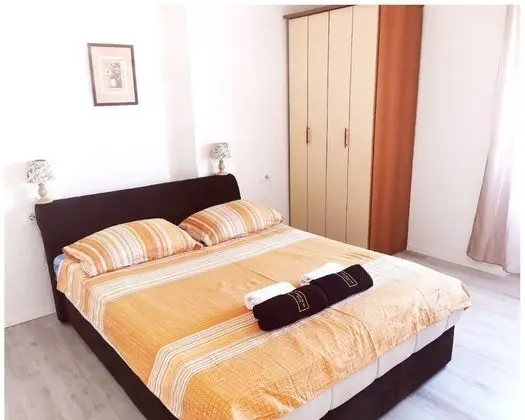 Apart Daire (Darka - free parking - A2 Veliki(3+1))