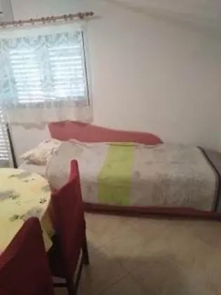 Apart Daire (Darko - 100m from sea - A1 JEDNOSOBNI)