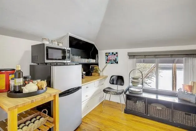 Apart Daire, 1 Büyük (Queen) Boy Yatak, Avlu Manzaralı (Darling Detached Villa in Heart of Ca)