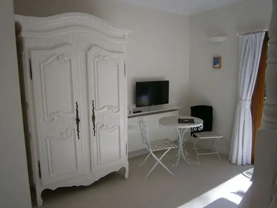 Superior Oda, 1 Büyük (Queen) Boy Yatak, Sigara İçilmez, Balkon