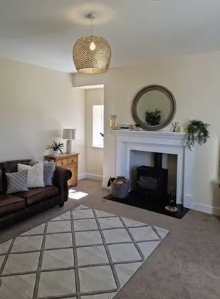 Ev, 5 Yatak Odası (2 bedrooms in separate annex)