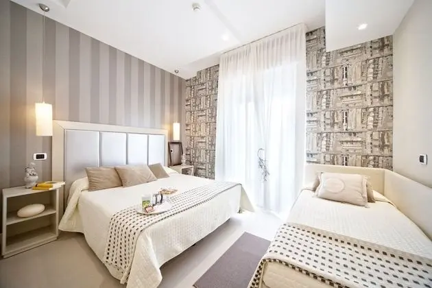 Üç Kişilik Oda, Balkon