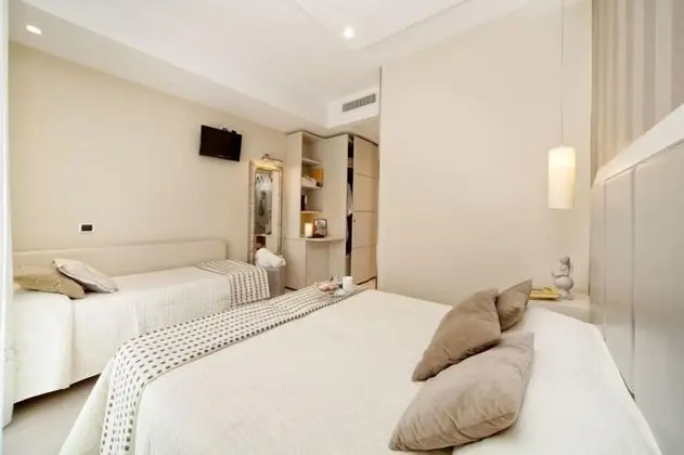 Üç Kişilik Oda, Balkon