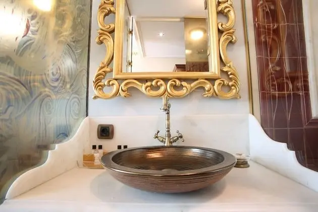 Deluxe Room with City View