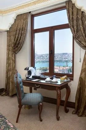 Grand Deluxe Room with Golden Horn View