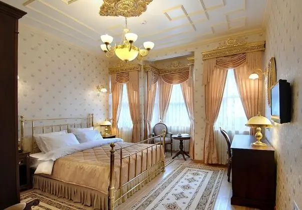 Deluxe Tek Büyük Yataklı Oda