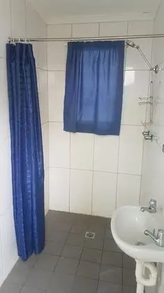 Ortak Ranzalı Oda, 1 Tek Kişilik Yatak