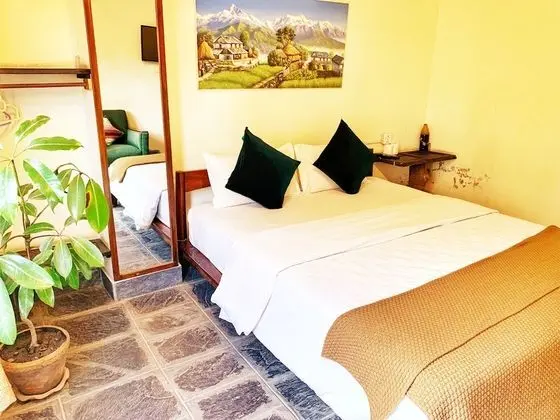 Standard Tek Büyük Yataklı Oda