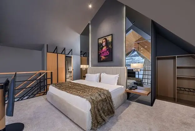 Chalet Rooms
