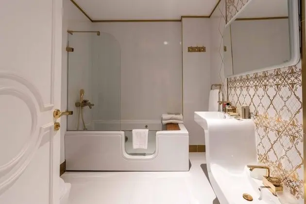 Das Deluxe Suite Banyo